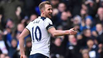 Bantai Stoke, Tottenham Naik ke Posisi Kedua Bayangi Chelsea