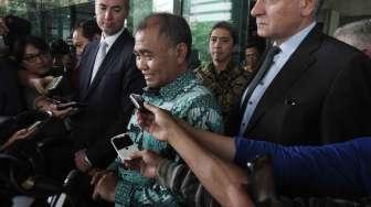 Menteri Kehakiman Australia Michael Keenan berkunjung ke gedung Komisi Pemberantasan Korupsi (KPK), Jakarta, Kamis (2/2).