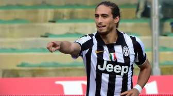 Martin Caceres Resmi Kembali ke Juventus