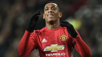 Dikabarkan akan Meninggalkan MU, Ini Respon Martial