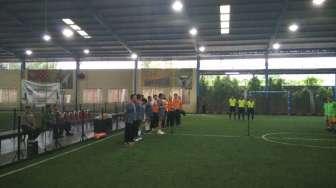 SBY akan Pidato, Jokowi Main Futsal Bareng Menteri dan Wartawan