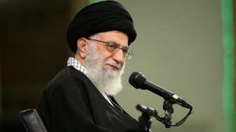 Ayatollah Ali Khamenei Pemimpin Tertinggi Iran Dikabarkan Sakit