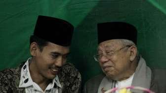 Ketua Majelis Ulama Indonesia (MUI) Kyai Haji Ma'ruf Amin sambangi Pimpinan Wilayah Nahdlatul Ulama DKI Jakarta, Rabu (7/2).