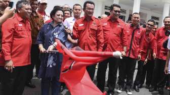 Acara pelepasan rombongan napak tilas Jejak Sang Proklamator di Pangkal Pinang, Bangka Belitung, Kamis (9/2).