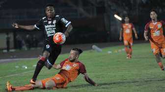 PBFC Imbangi Bali United di Gianyar