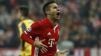 Relakan Kepergian Thiago Alcantara ke Liverpool, Flick: Selamat buat Klopp