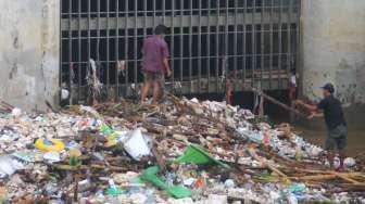 Warga Kota Bandung Bisa Bayar Listrik Pakai Sampah, Caranya?