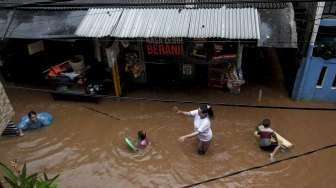 Banjir Cipinang Melayu Jakarta Timur, Satu Guru Ngaji Meninggal Dunia