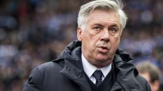 Gara-gara Jari Tengah, Ancelotti Disuruh Amal Rp70 Juta