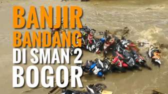 Detik-detik Banjir Bandang Terjang SMAN 2 Bogor