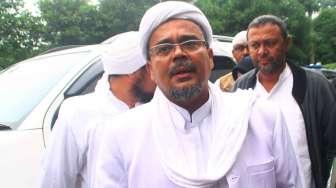 Bicara dari Mekah, Habib Rizieq Kutip Surat Ini pada Milad FPI