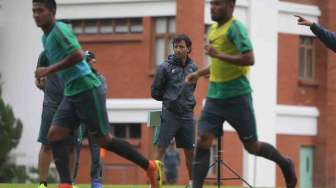 Sejumlah calon pemain Timnas U-22 mengikuti seleksi tahap kedua di Lapangan Sekolah Pelita Harapan, Karawaci, Tangerang, Selasa (28/2).