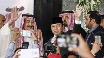 Raja Arab Saudi Salman bin Abdulaziz Al-Saud mengunjungi DPR, Jakarta, Kamis (2/3).