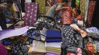 Festival Batik Bangwetan2017  di Grand City Surabaya, Jawa Timur, Kamis (2/3).