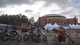 Kondisi sirkuit jelang kejuaraan seri kedua Motocross Grand Prix (MXGP) di kawasan GOR Sahabuddin, Pangkalpinang, Bangka Belitung, Jumat (3/3).