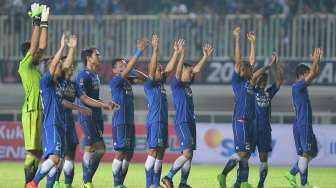 Bantai PSMS, Persib Beranjak ke Posisi Lima Besar