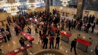 Pameran keris Bali dan Lombok di gedung Nusantara Kompleks Parlemen, Senayan, Jakarta, Rabu (15/3).