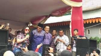 Nia Daniaty Tampil Keren Saat Pro Agus Nyatakan Dukung Ahok