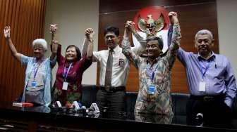 Forum Rektor Indonesia bersama sejumlah guru besar anti korupsi berkunjung ke gedung  Komisi Pemberantasan Korupsi (KPK), Jakarta, Jumat (17/3).