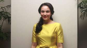 Chelsea Islan Acungkan Jempol Akting di "Beauty and The Beast"