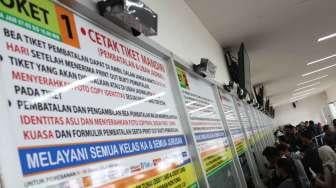 Besok, PT KAI Bagikan Tiket Gratis untuk Perjalanan Anda