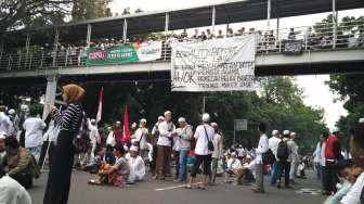 Tak Tahu Isunya, Anak SMA Ini yang Penting Ikut Demo 313