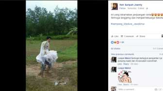 Gokil! Pengantin Ini Nekat Becek-becekan Menuju Resepsi