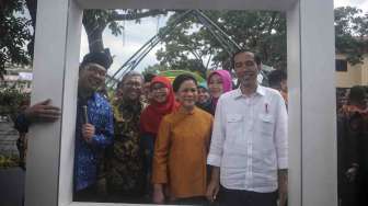 Presiden Joko Widodo saat Kunjungan Kerja di Kota Bandung, Rabu (12/4).