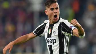 Dua Gol Dybala Bungkam Barcelona di Babak Pertama