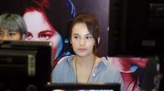 Main di Film Radio, Chelsea Islan: Luar Biasa