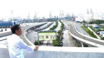 Jokowi Optimis Tol Tanjung Priok Mampu Tingkatkan Daya Saing