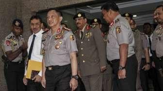 Kapolri Jenderal Pol Tito Karnavian bersama dengan Kepala Kepolisian Arab Saudi Uthman bin Nasher al Mukhrij memberikan keterangan pers usai melakukan pertemuan di Mabes Polri, Jakarta, Selasa (18/4).