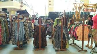 Pasar Tiban Anne Avantie Hadir di Sini, Yuk Belanja Batik!