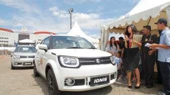 Hampir Seribu Orang Coba Suzuki Ignis di IIMS, Komentar Mereka?