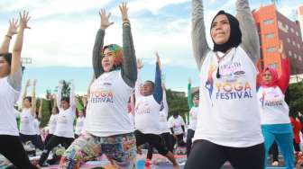 "Yoga Festival 2017" Makassar Sukses Digelar