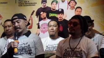 Saint Loco feat Iwa K Daur Ulang Lagu "Bebas"