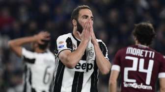 Allegri Rupanya Sedang Marah pada Higuain, Kenapa?