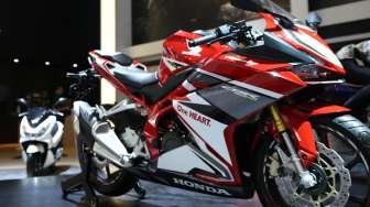 CBR250RR 'Kuda Besi' Honda Paling Laris di IIMS 2017