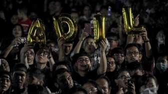 Aksi 1000 lilin untuk Basuki Tjahaja Purnama (Ahok) di Tugu Proklamasi, Jakarta, Rabu (10/5).