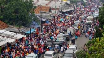 Suasanah Pasar Tanah Abang, Jakarta, Sabtu (13/5).