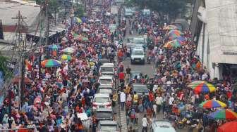 Suasanah Pasar Tanah Abang, Jakarta, Sabtu (13/5).