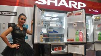 Sharp Rilis Dua Produk Baru Berteknologi J-Tech Inverter