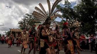 Asal Usul Suku Dayak di Kalimantan dan Fakta Uniknya