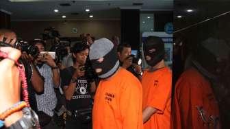 BNN ungkap jaringan sindikat narkotika internasional Malaysia-Aceh dan Medan, dengan barang bukti sabu seberat 25 kg dan lima orang tersangka, dua diantaranya mengendalikan dari LP Tanjung Gusta. [suara.com/Oke Atmaja]