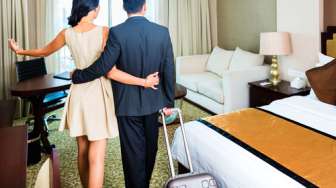 Ingin Mendapatkan Kepuasan Lebih? Ajak Pasangan Bercinta di Hotel