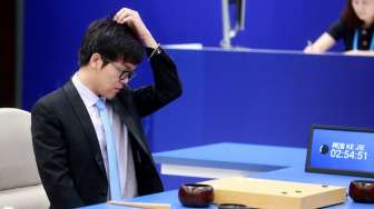 Kecerdasan Buatan AlphaGo Taklukkan Juara Dunia asal Cina