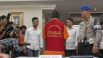 Subdit Cyber Crime Ditreskrimsus Polda Metro Jaya membongkar pelaku paedofilia jaringan internasional yang berinteraksi di media sosial Skype saat dirilis di Jakarta, Rabu (24/5/2017).