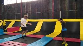 Biar Olahraga Lebih Fun, Main Trampolin Aja