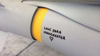 Rudal untuk Bombardir Markas ISIS Ditulisi "Love from Manchester"