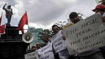 Sopir Tangki Pertamina Patra Niaga Demo Kemenaker